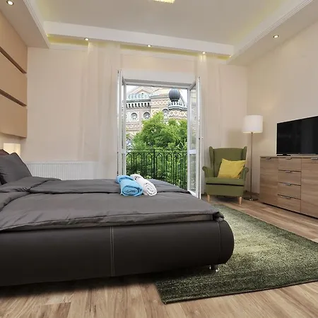 Grand Synagogue Dream * Budapest